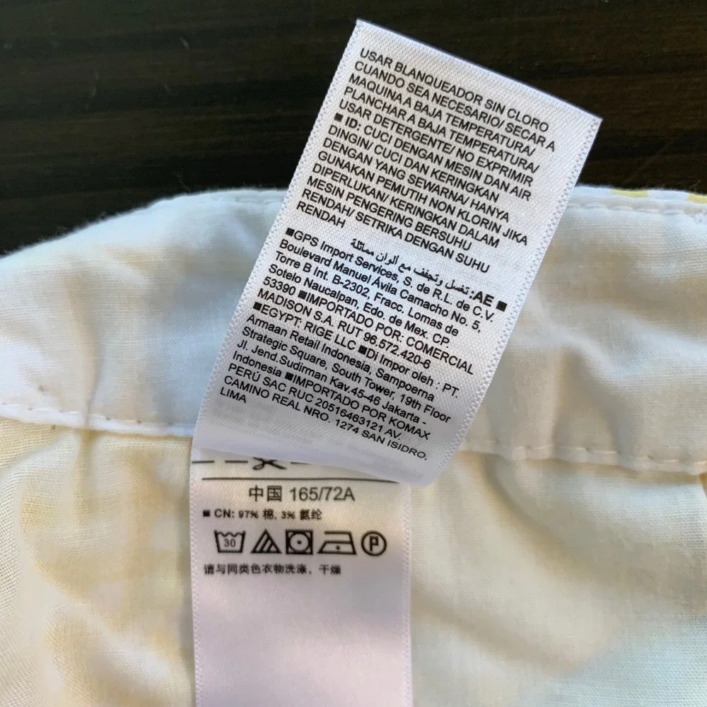 Old Navy Yellow Gingham Seersucker Everyday Shorts Size‎ 8 Women's Preppy Summer